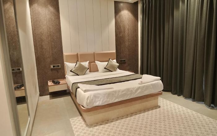 Pandharipuram Palace