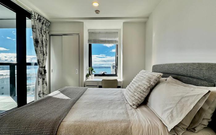 Spectacular Auckland CBD Views