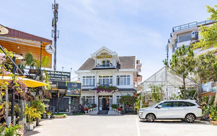 DaLat Hills Hotel - Xuan Huong LakeSide