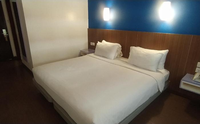 Alltrue Lite Hotel Nagoya Hill Batam
