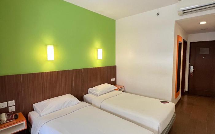 Alltrue Lite Hotel Nagoya Hill Batam