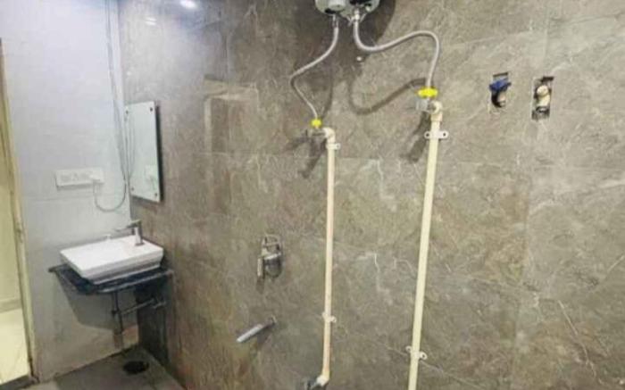 Arora guest house