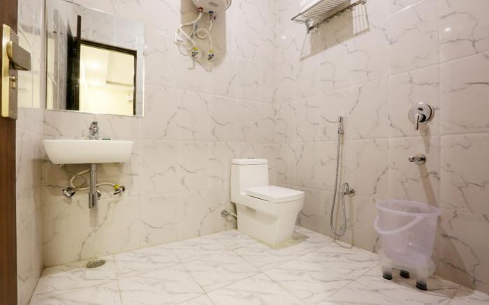 Hotel Devrana Delhi Airport