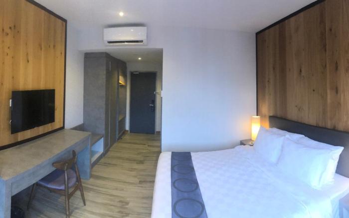 FRAME HOTEL