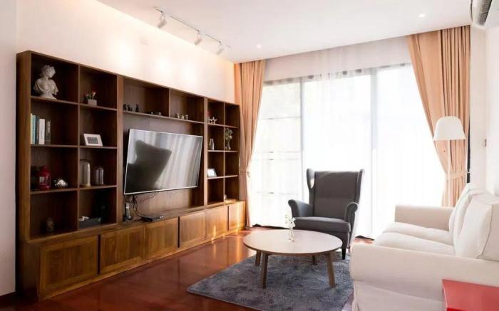 清迈四卧轻奢泳池别墅 打车10分钟到古城