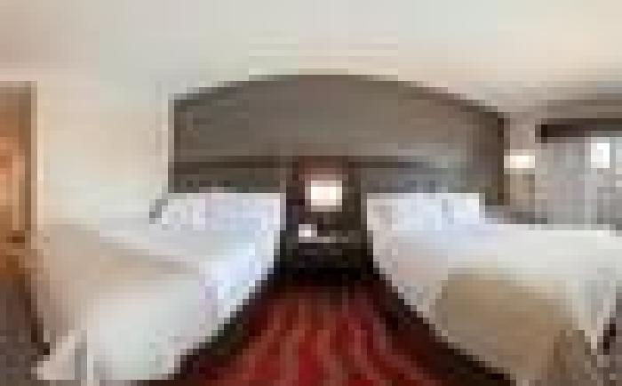 Holiday Inn Express Naples Downtown 5th Avenue By IHG