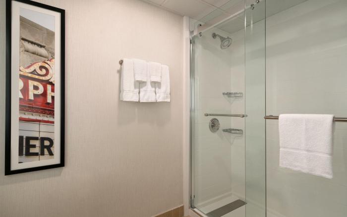 Crowne Plaza Englewood, an IHG Hotel By IHG