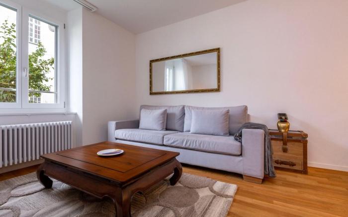 Apt 1A - City Centre: Charming & New 2-BR Apt