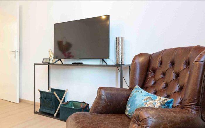 City Centre 2-BR Spacious Apt RUBY
