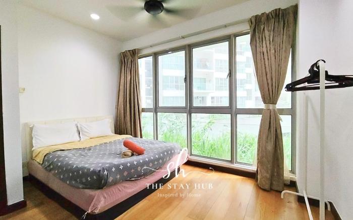 Private Room in Shared Apt | KLCC Sky Pool R2 A52
