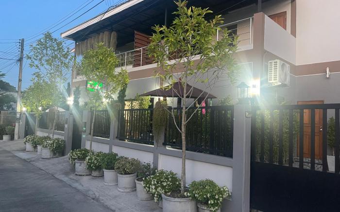 Cheese House Bed & Breakfast