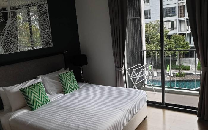 Apartment 1 bed 3rd floor with poolview
