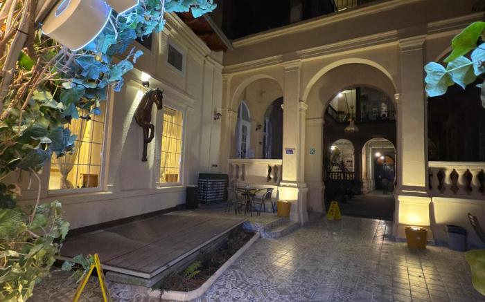 Oasis Inn Budapest