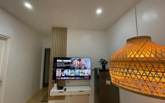 4-unit Cozy Apartment for 16-20pax Wifi + Netflix