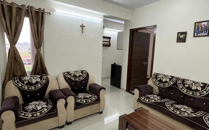 Aravalli Stays: 2 BHK Apartment