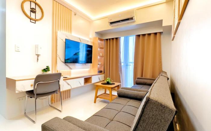 East Gate 34B - 2BR Unit Newly Furnished Pool Gym