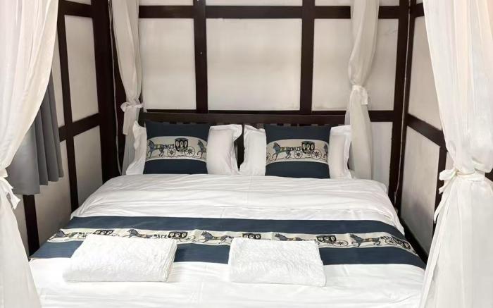 Manotemple Guest House