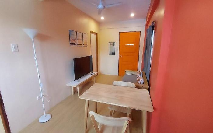 1 BR Unit - Partial Ocean View