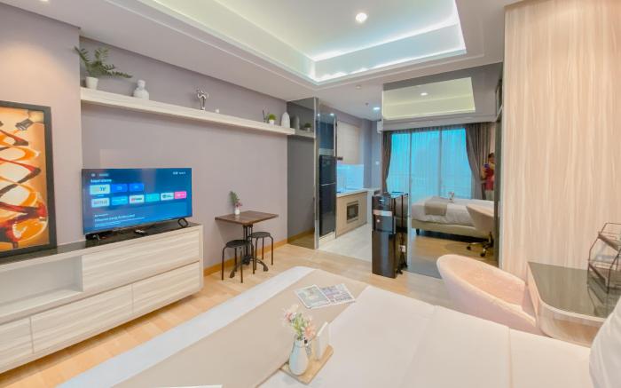 Spacious Studio Apt at Capitol Suites By Travelio