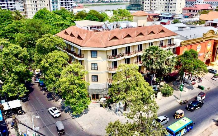 Chaktomouk Mongkol Hotel 