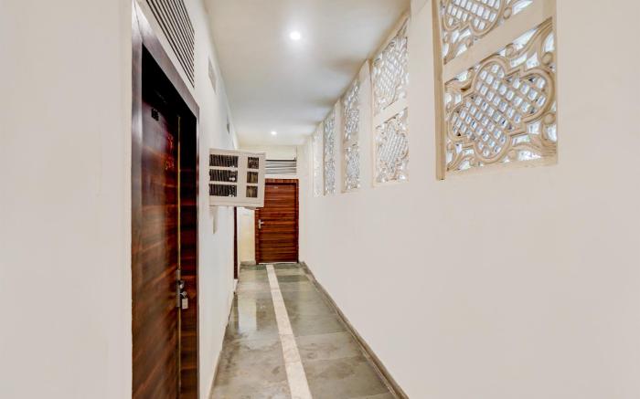 Collection O Tajganj West Gate Formerly Hotel Host