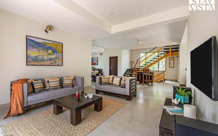 StayVista at Villa Aruvi