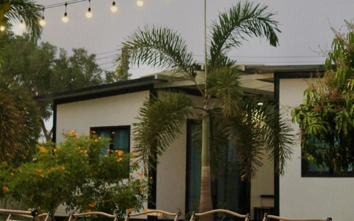 BaanFarang Poolvilla and Resort Suphan Buri