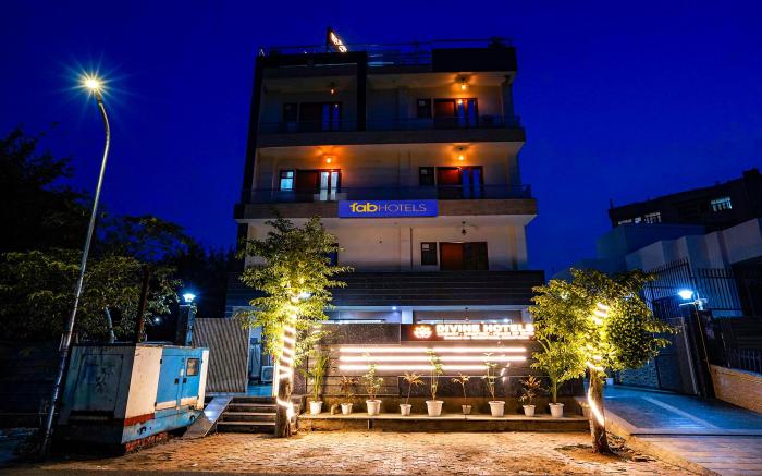 FabHotel Divine & Banquet
