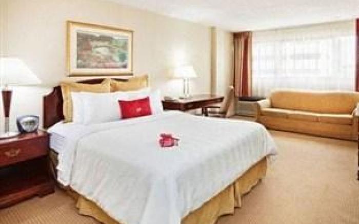 Crowne Plaza Knoxville Downtown University By IHG