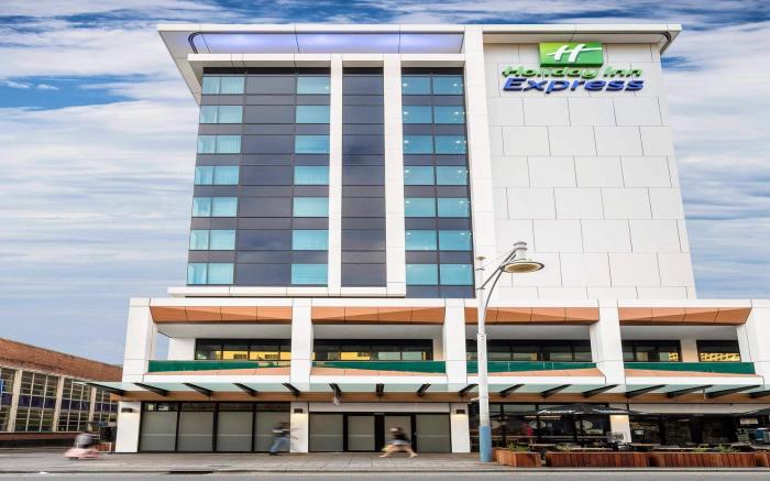Holiday Inn Express Adelaide City Centre By IHG