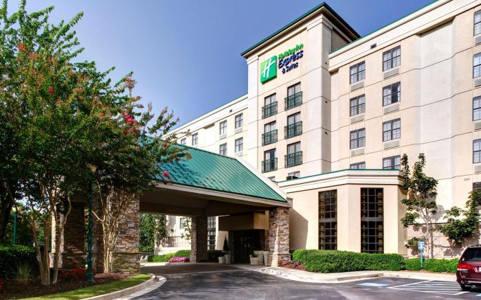 Holiday Inn Express Hotel & Suites Atlanta Buckhead By IHG