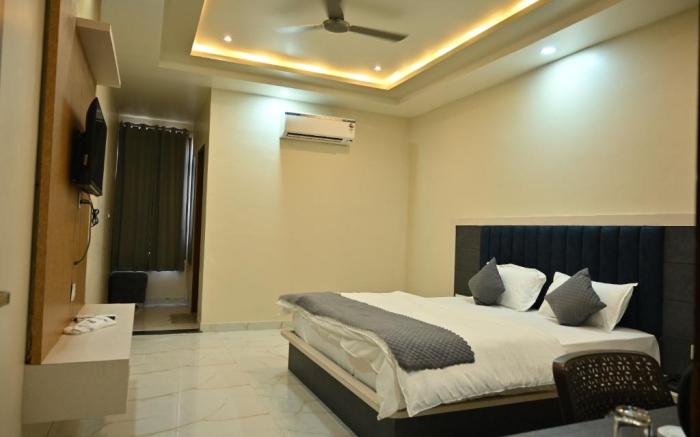 Hotel Dinanath