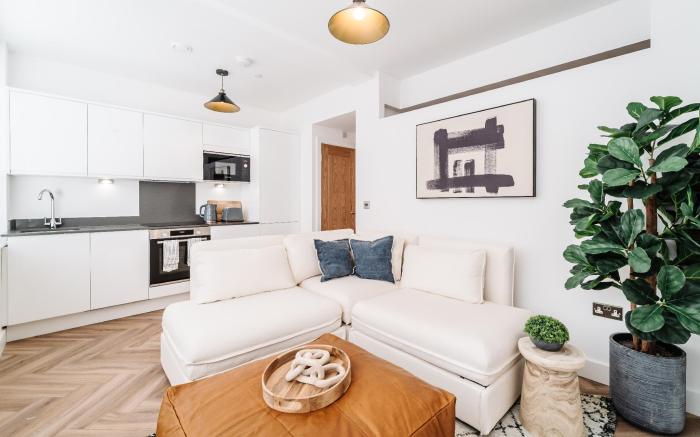 Central Chester Flat Near Attractions