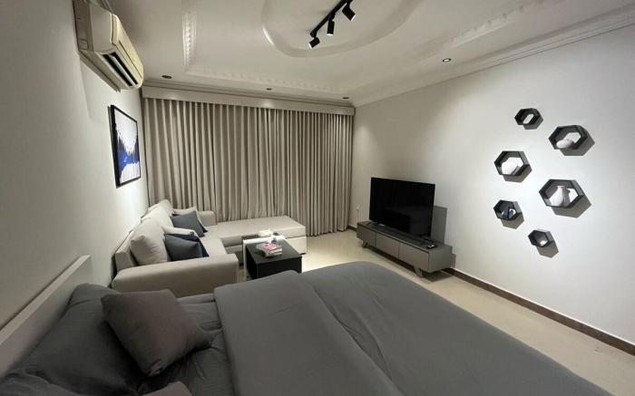 122 Luxury Studio in Almalka