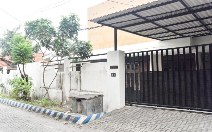 RedDoorz Syariah near Exit Tol Waru