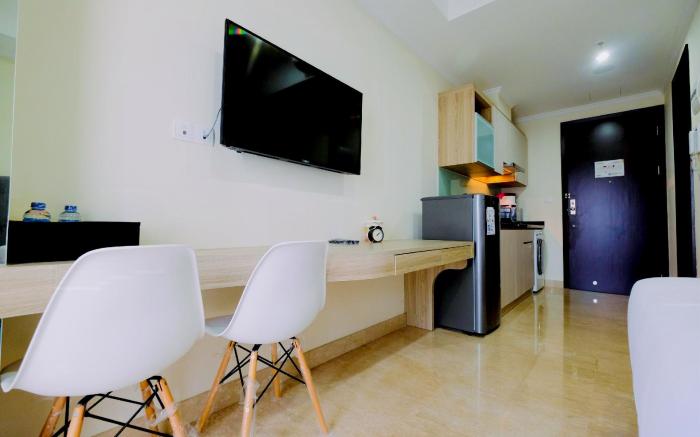 Cozy Studio Menteng Park Apartment By Travelio