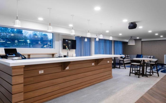 Fairfield Inn & Suites Springfield Enfield