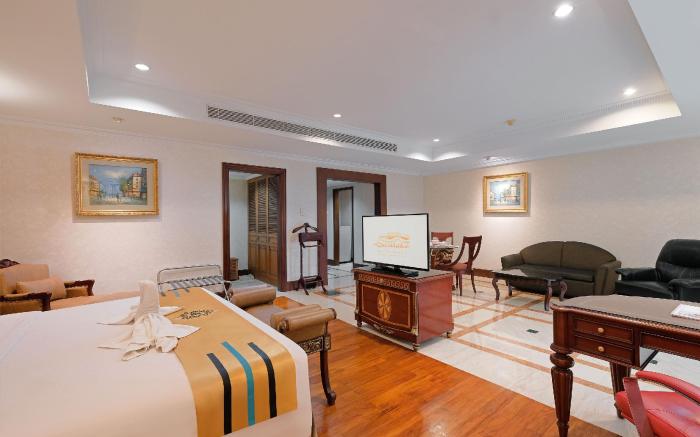 Sunlake Waterfront Resort & Convention Jakarta