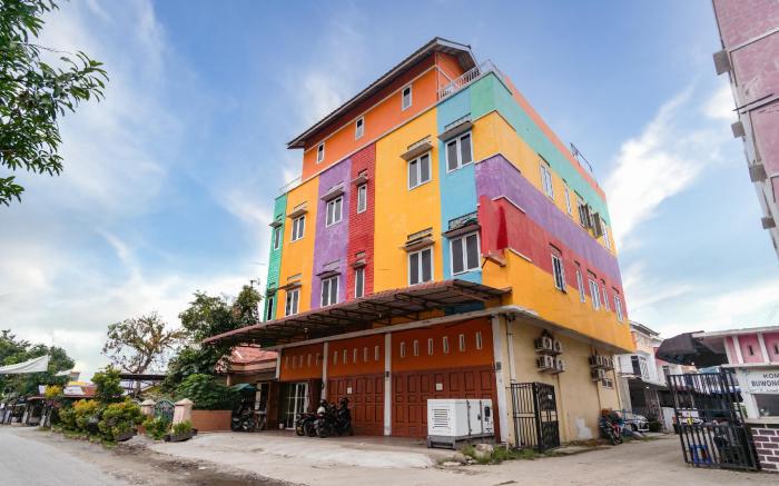 RedDoorz @ Sentosa Jaya Helvetia
