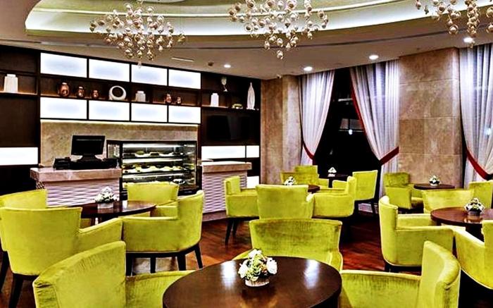 Landmark Premier Hotel