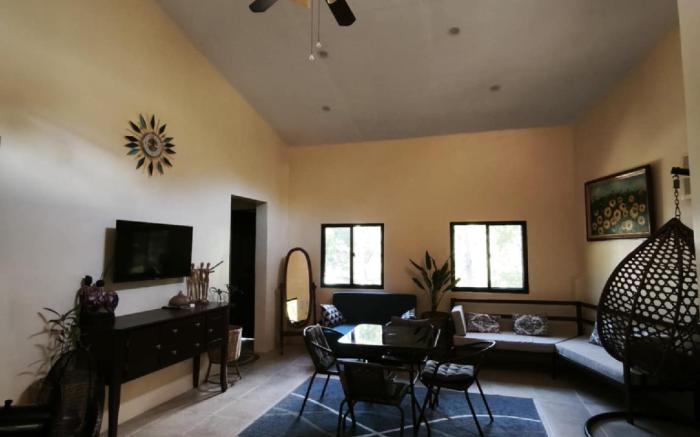 Rent-A-House in Coron