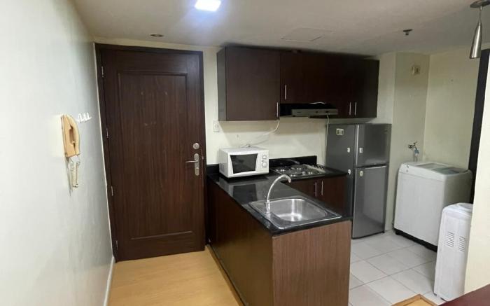 A venue Residences 2403