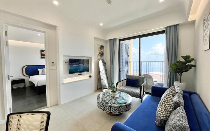 +1BR/Seaview/Kiss bridge/Firework/Sunset Town