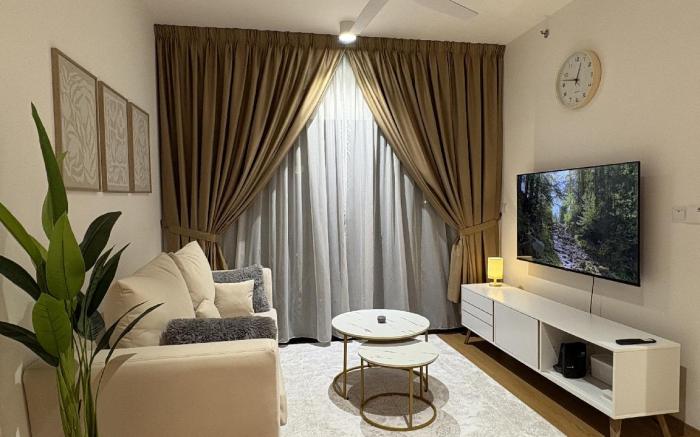 D’Myras Homestay SplashMania, Gamuda Cove