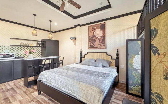 H"Home: Căn hộ mới có ban công, thang máy quận 1