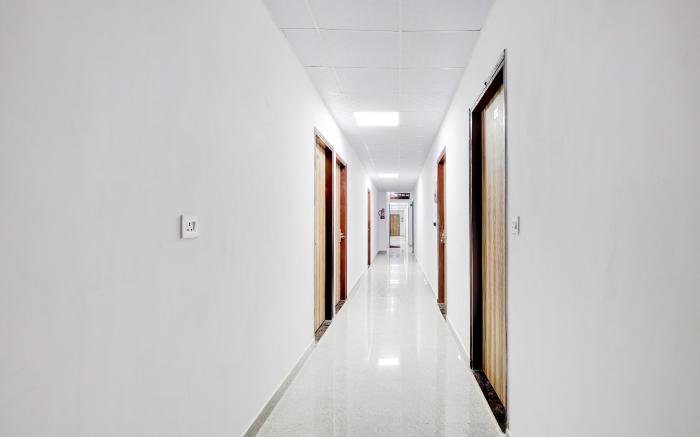 Super Townhouse Jhilmil Metro Station Formerly Legacy Residency