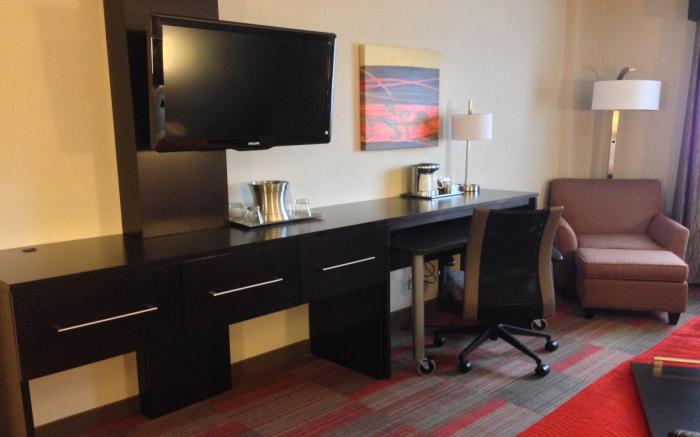 Holiday Inn Milwaukee Riverfront By IHG