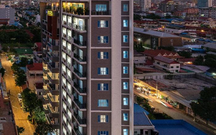 Amana Hotel & Residences