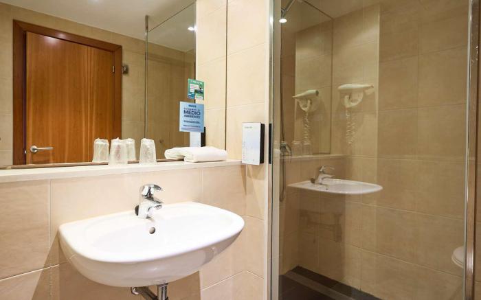 Travelodge BCN Cornella Fira
