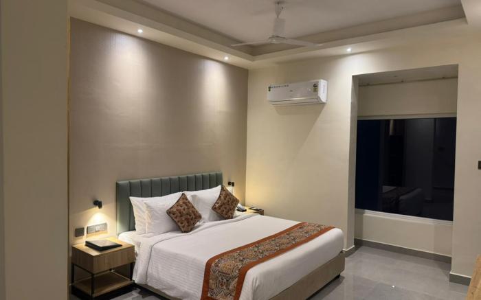 Grand Continent Premier Banjara Hills